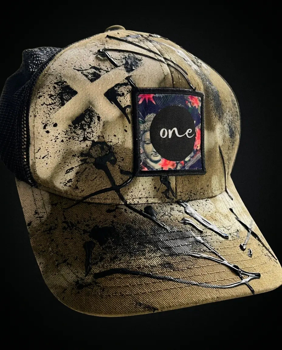 Casquette texturée — studio dark