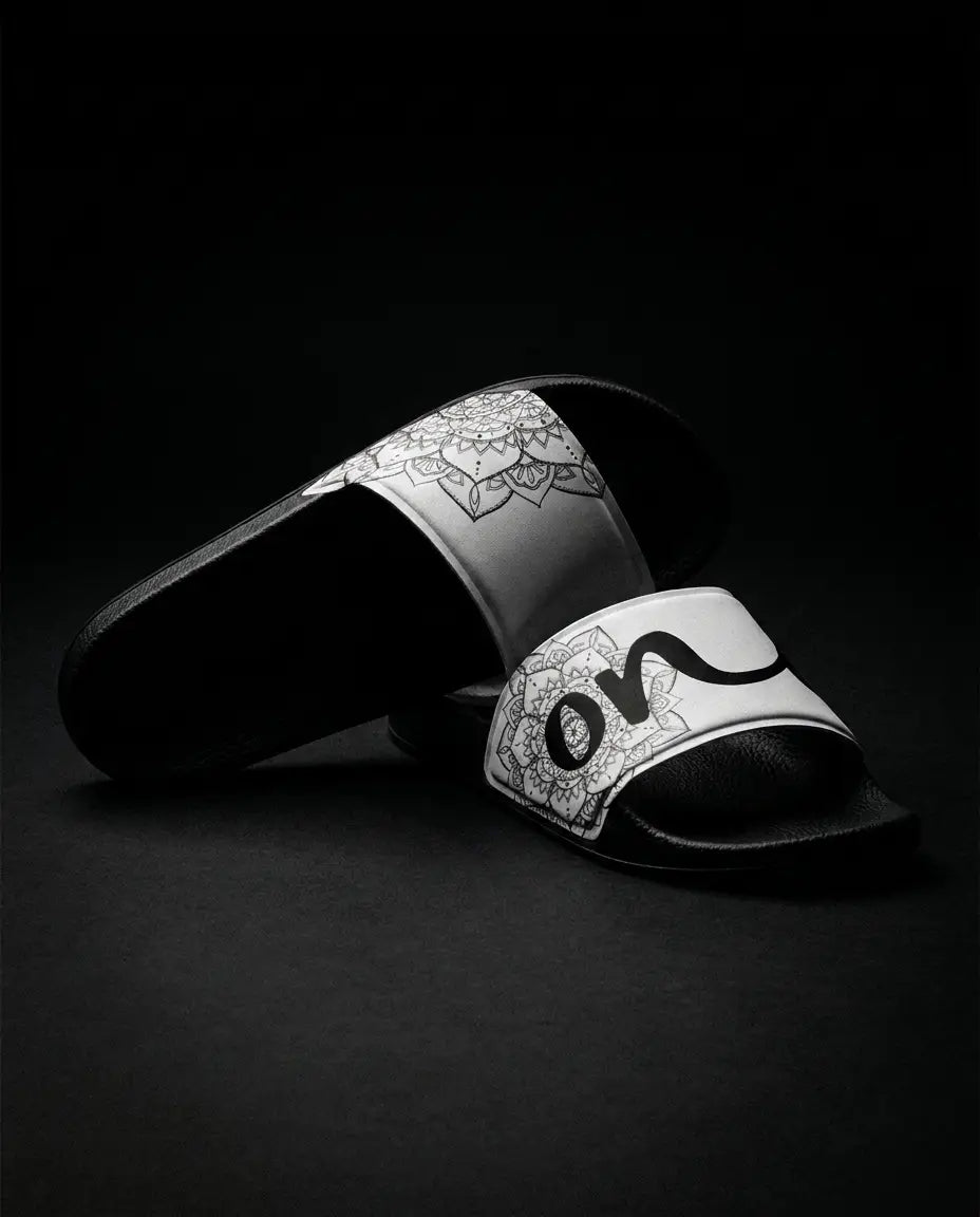 Claquettes — studio dark