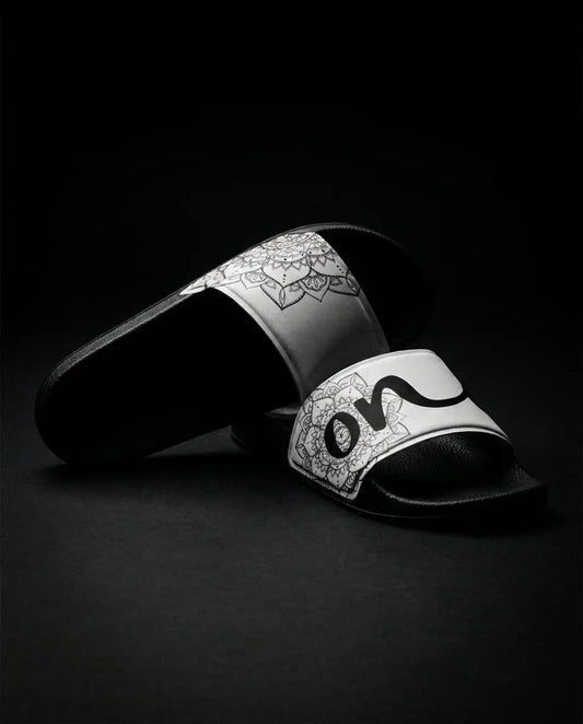 Claquettes — studio dark