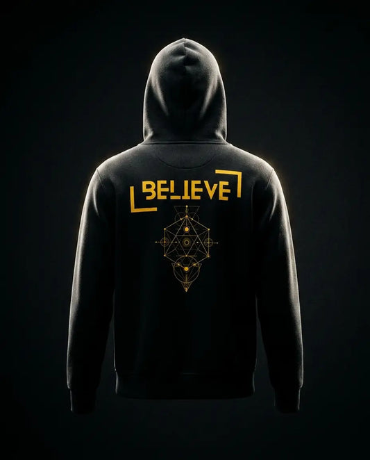 Hoodie Believe — studio dark